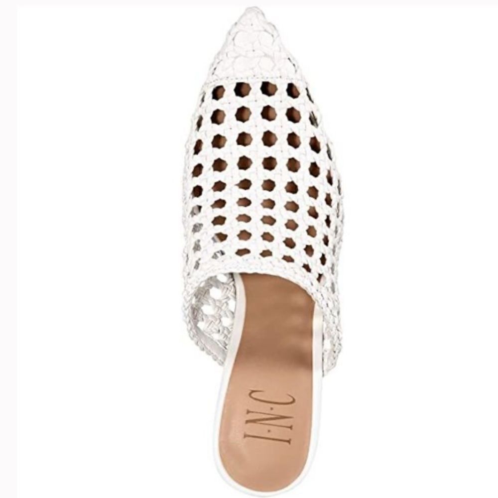 INC International Concepts White  Pointed Toe Mules Size 8 NWT - Picture 3 of 7